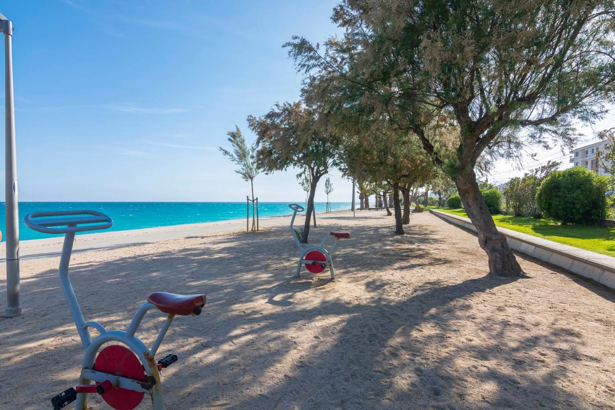 Homeholidaysrentals Atico Ocean ピネダ・デ・マール エクステリア 写真